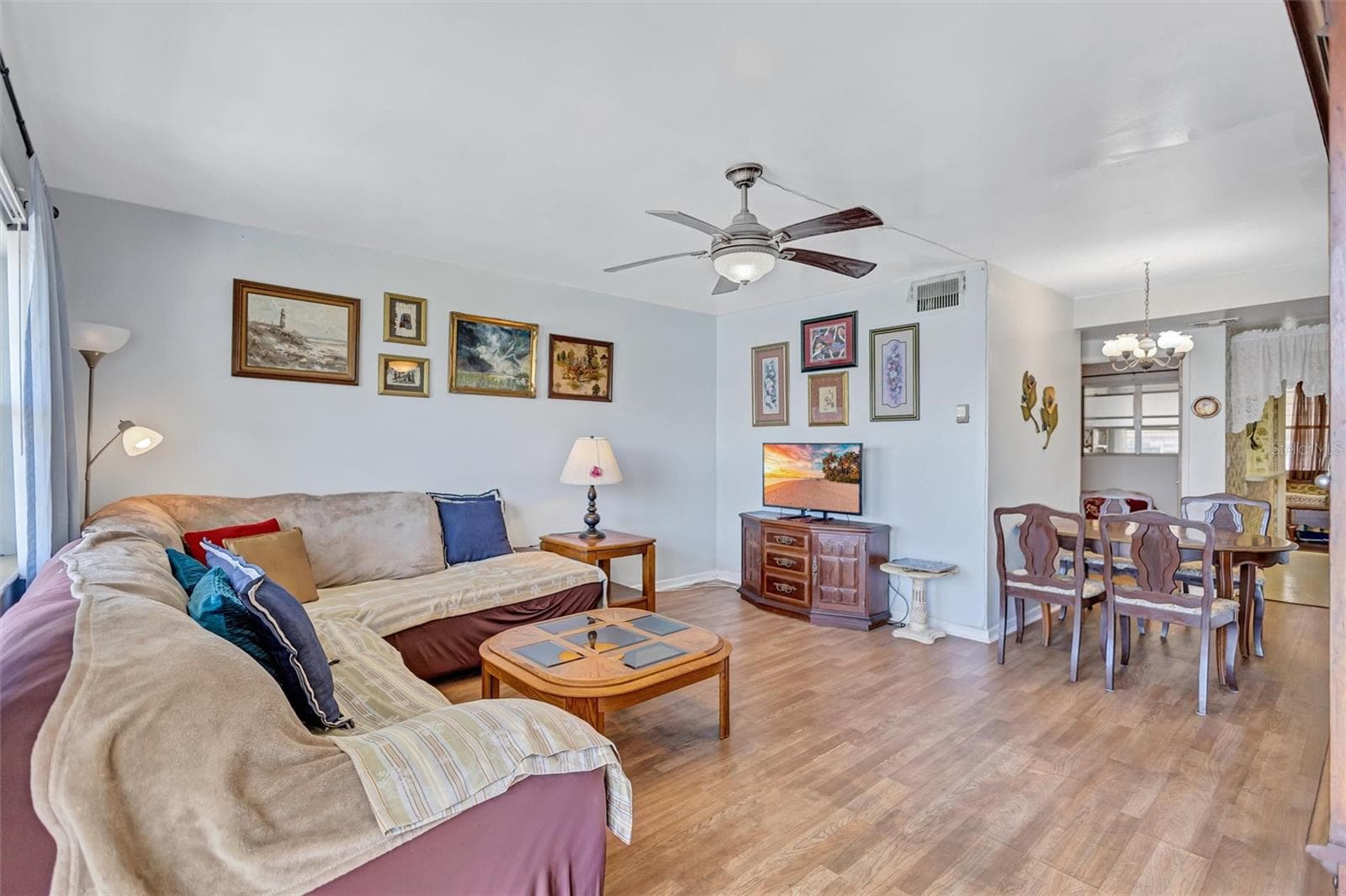 5940 21st St N #11 photo 4