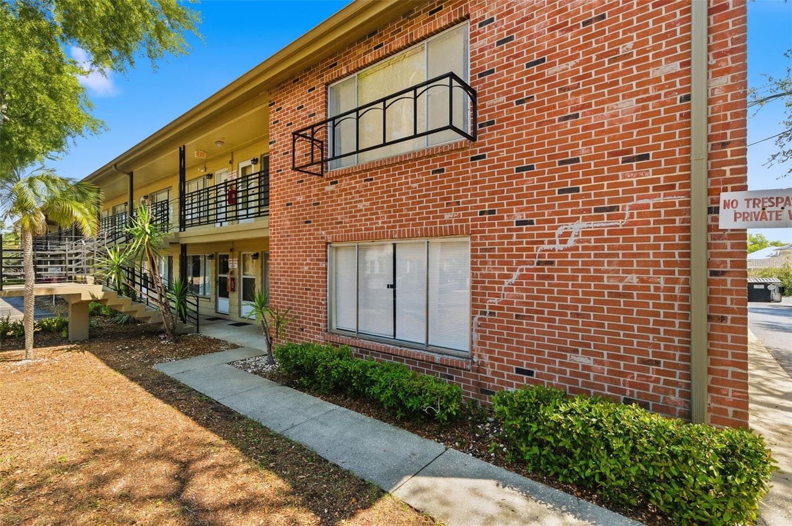 1257 Drew St #14