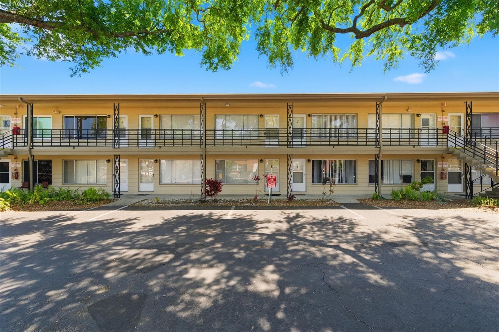 1257 Drew St #14 photo 3