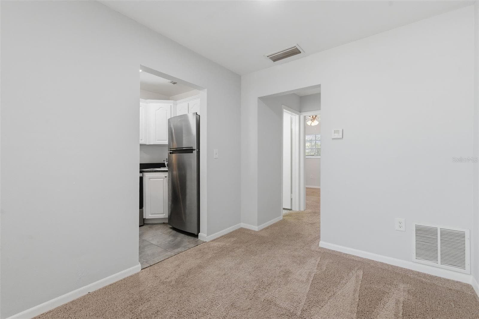 1257 Drew St #14 photo 5