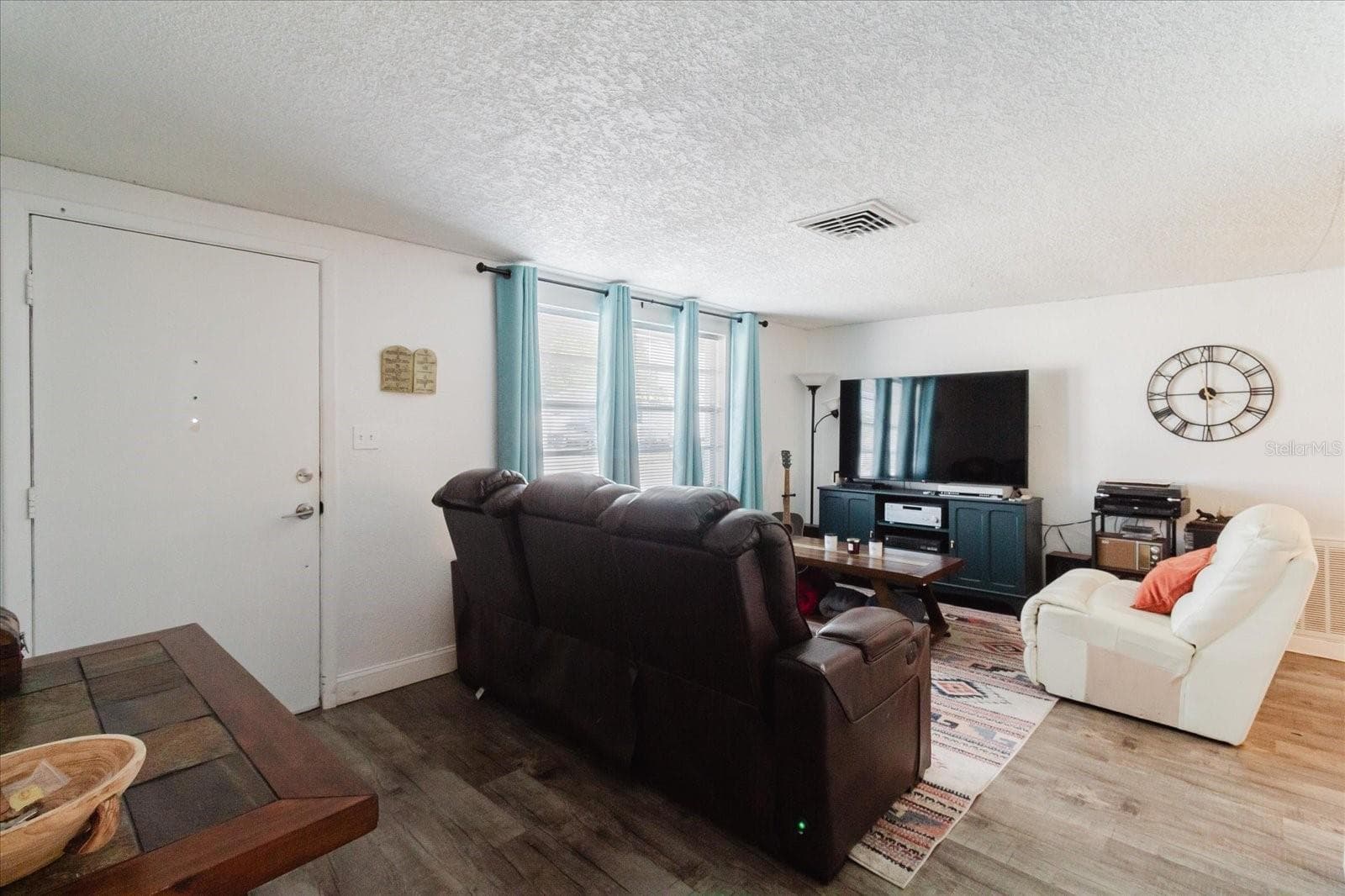 9803 Richwood Ln photo 3