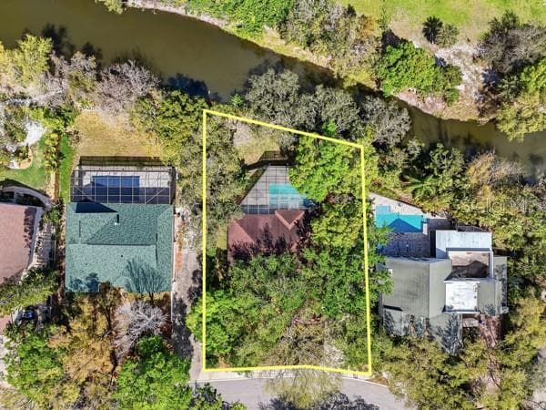 1212 Weybridge Ln photo 4