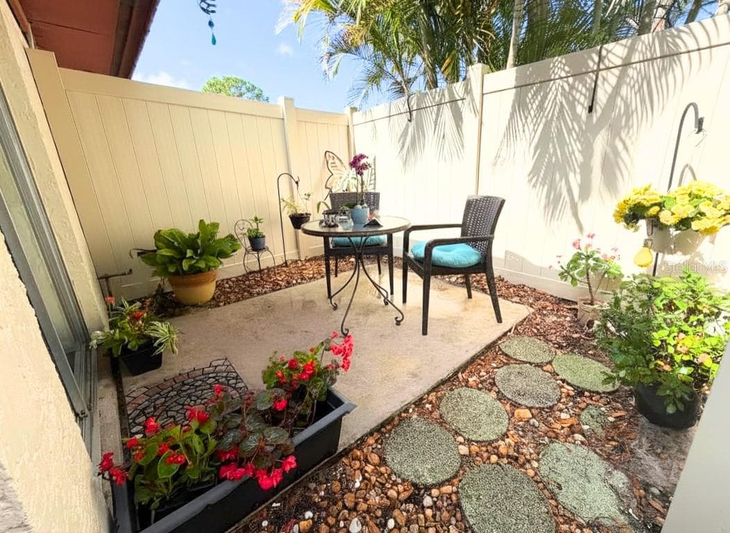2074 Sunset Point Rd #137 photo 4