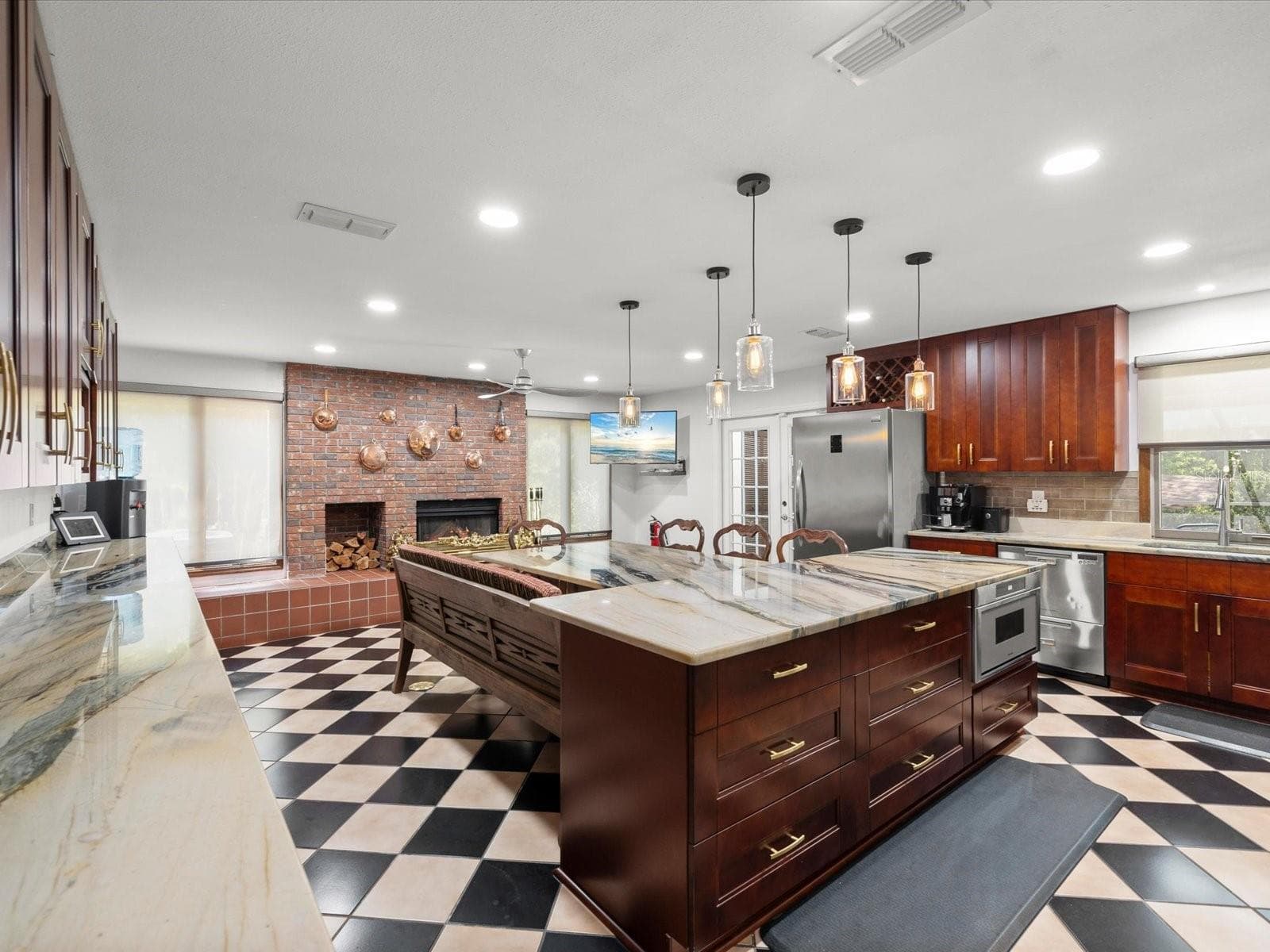 10721 Skyhawk Dr photo 5