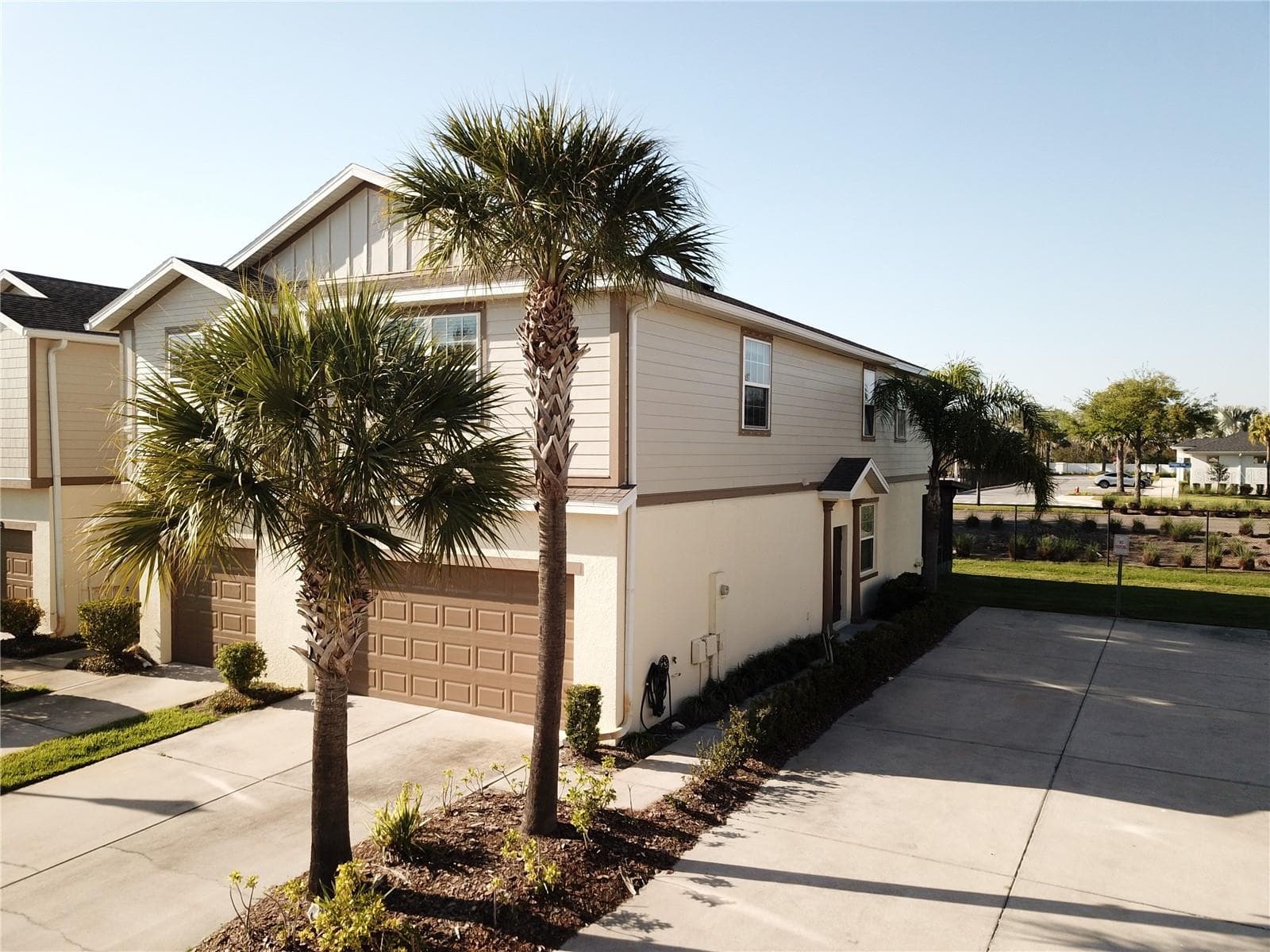 4782 White Sanderling CT photo 4