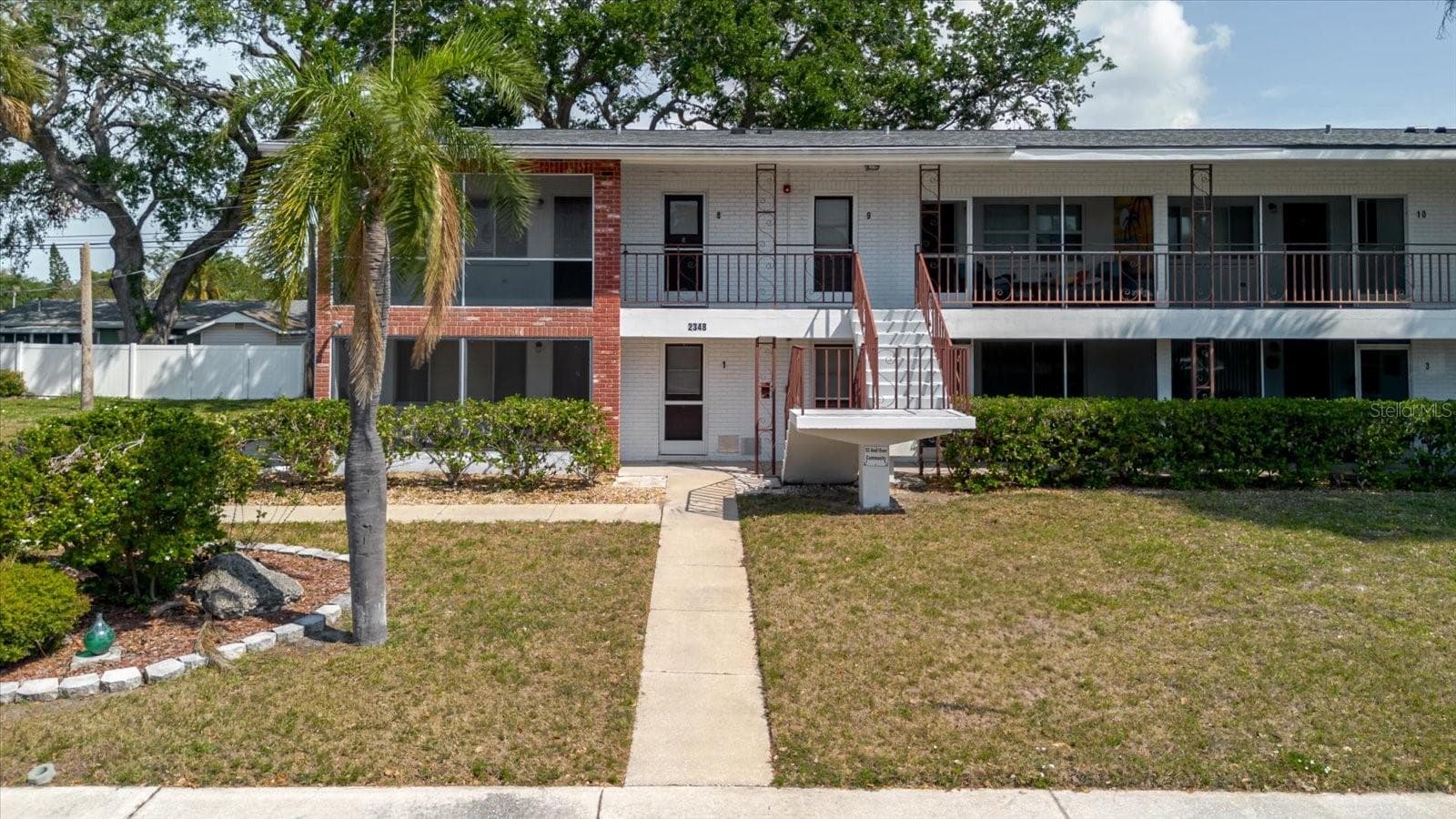 2348 Shelley St #2 photo 4