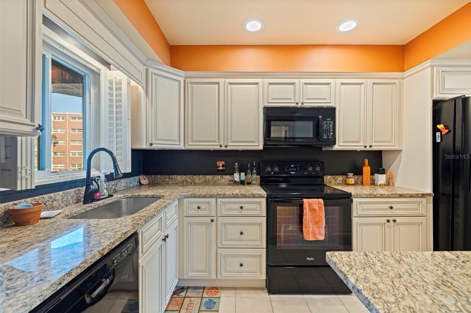 5555 Gulf Blvd #215 photo 4