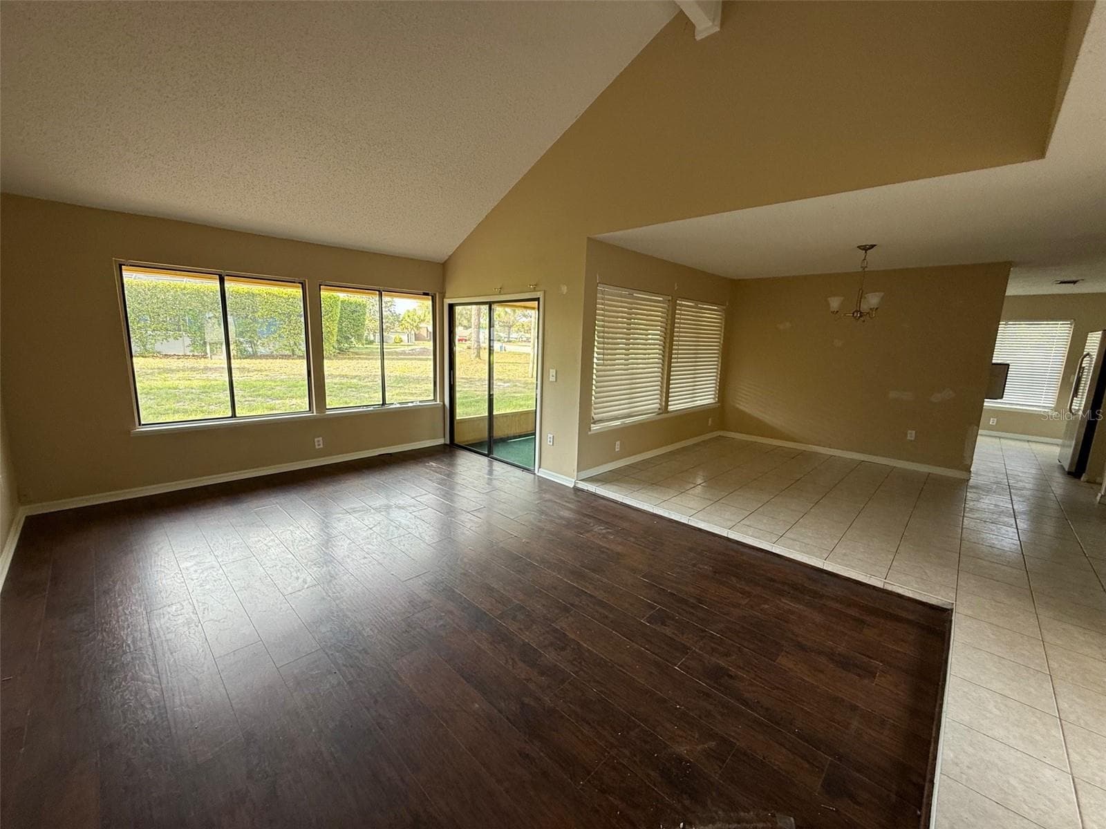 9085 Heather Blvd photo 3