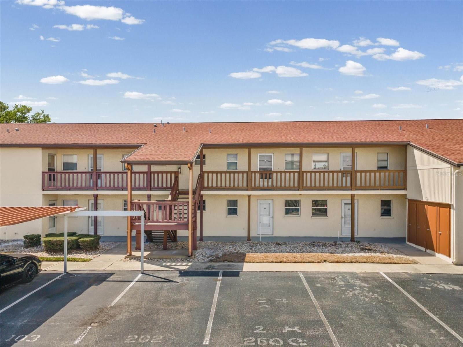 5135 Gemstone Dr #103 photo 3