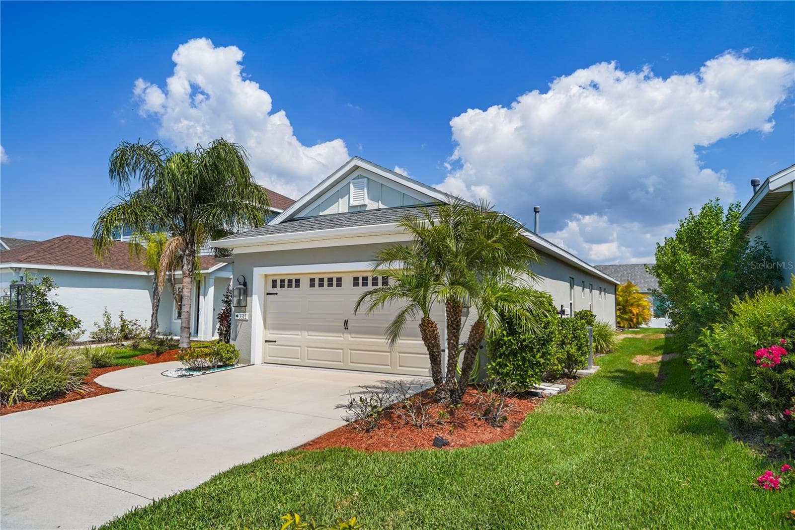 3512 Woodmont Dr