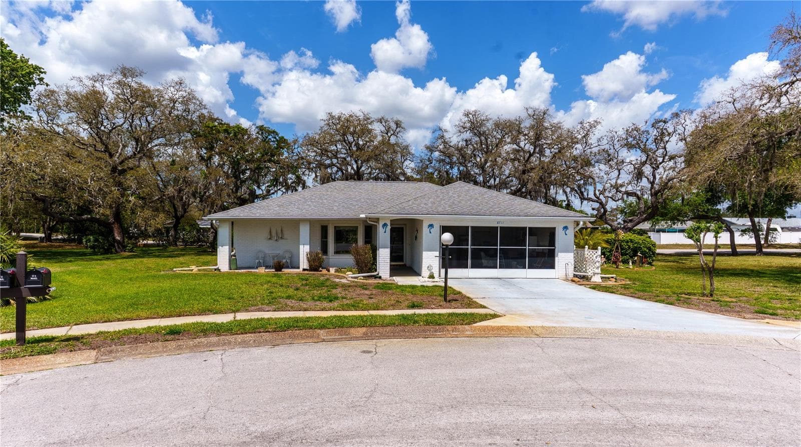 8711 Gold Pine Dr