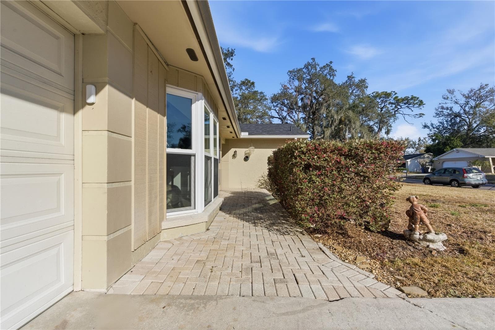 308 Ellen Way photo 5