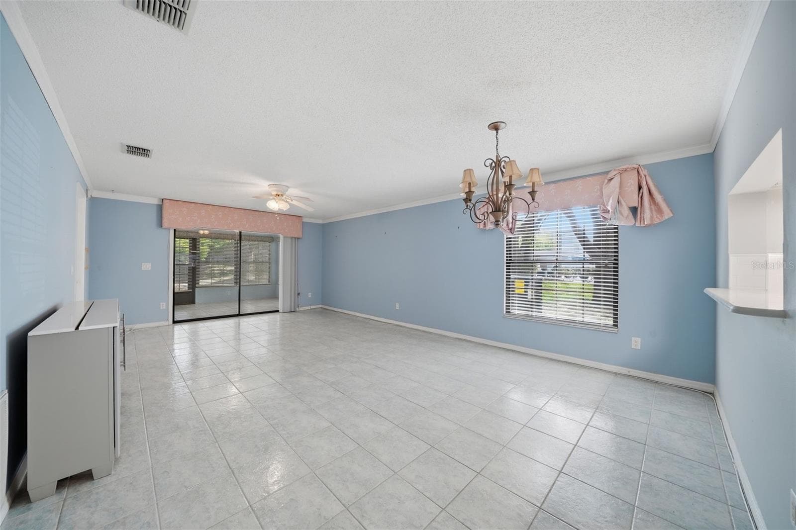 2130 Elm St #401 photo 3