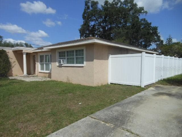 2925 W Paris St photo 3
