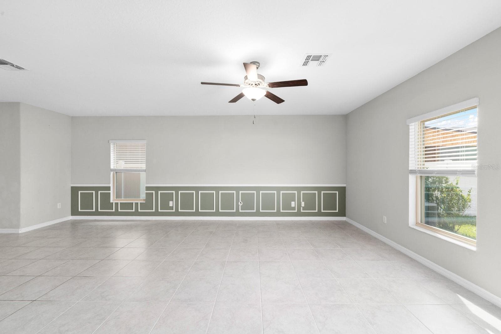 7217 Ronnie Gardens CT photo 3