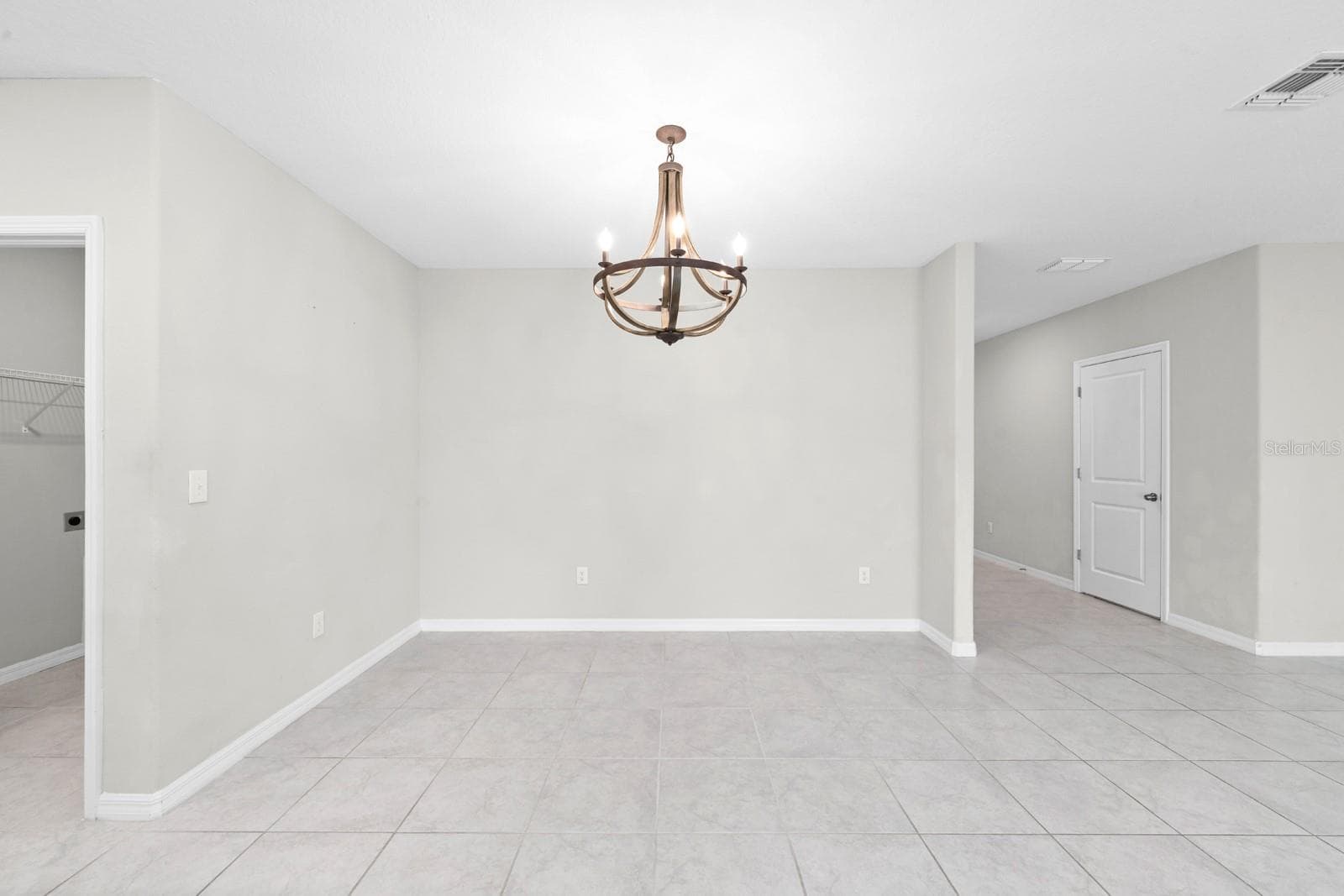 7217 Ronnie Gardens CT photo 5