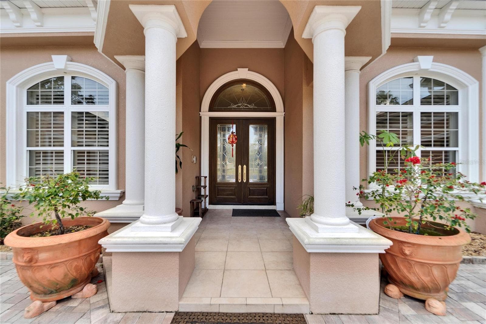 8510 Kentucky Derby Dr photo 5