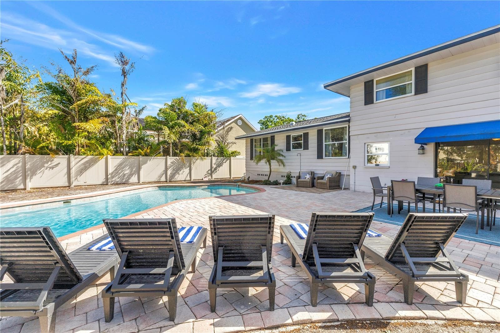 8500 144th Ln