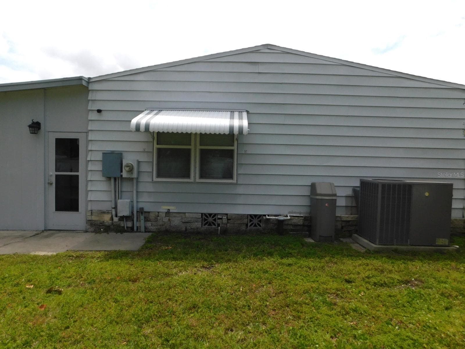 1001 Starkey Rd #99