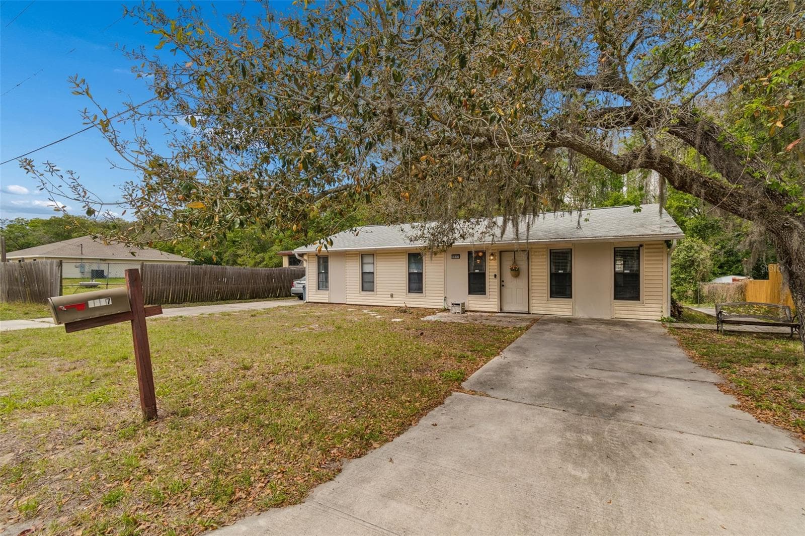 9917 Lake Dr
