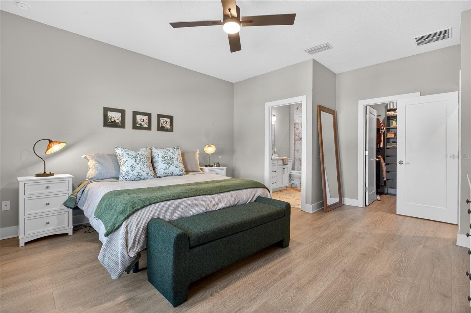 2526 13th Ave N photo 5