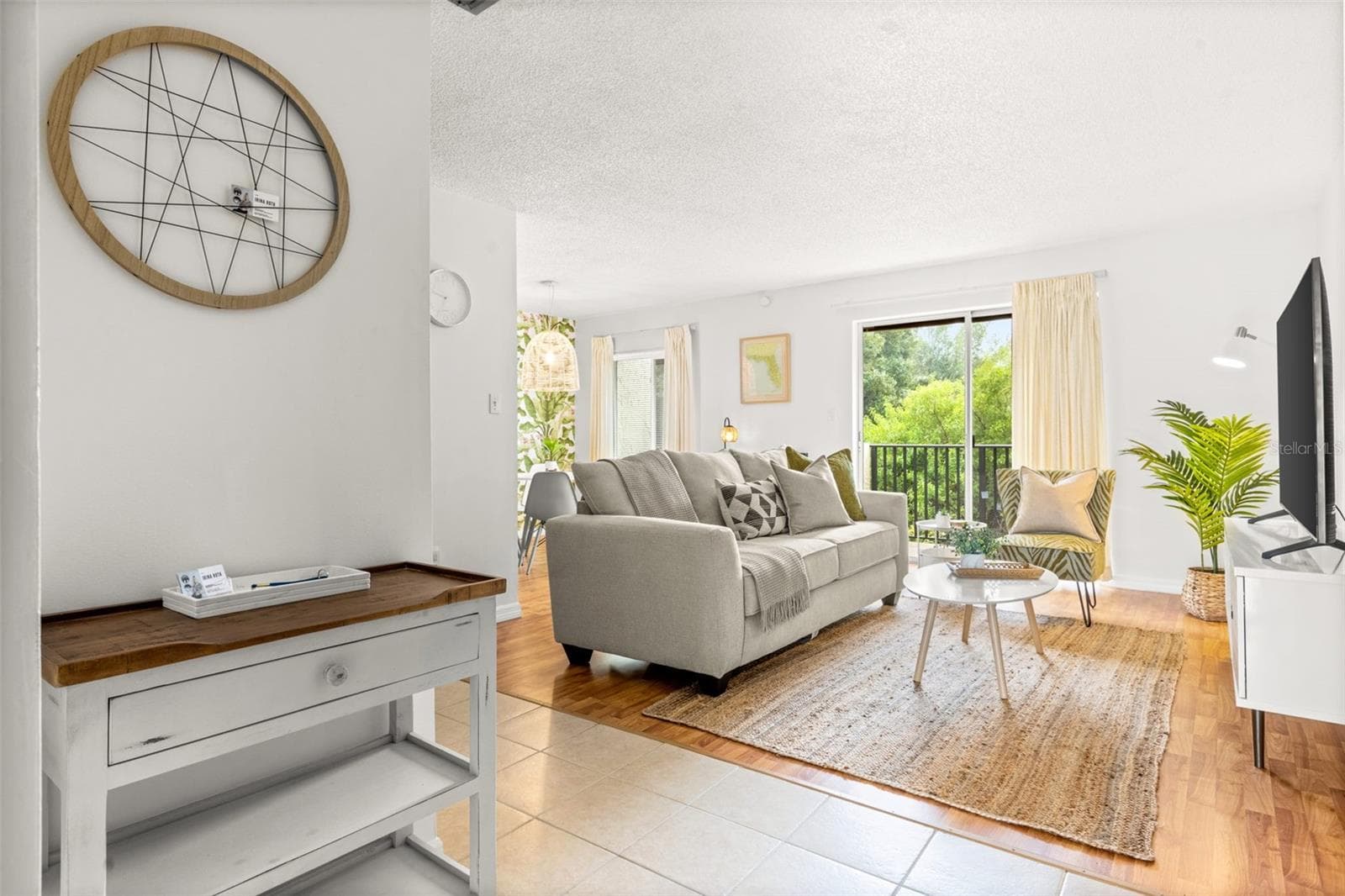 4215 E Bay Dr #1806D photo 3