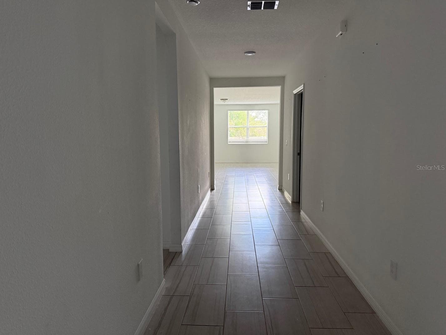 3098 Laurel Oak Ln photo 3