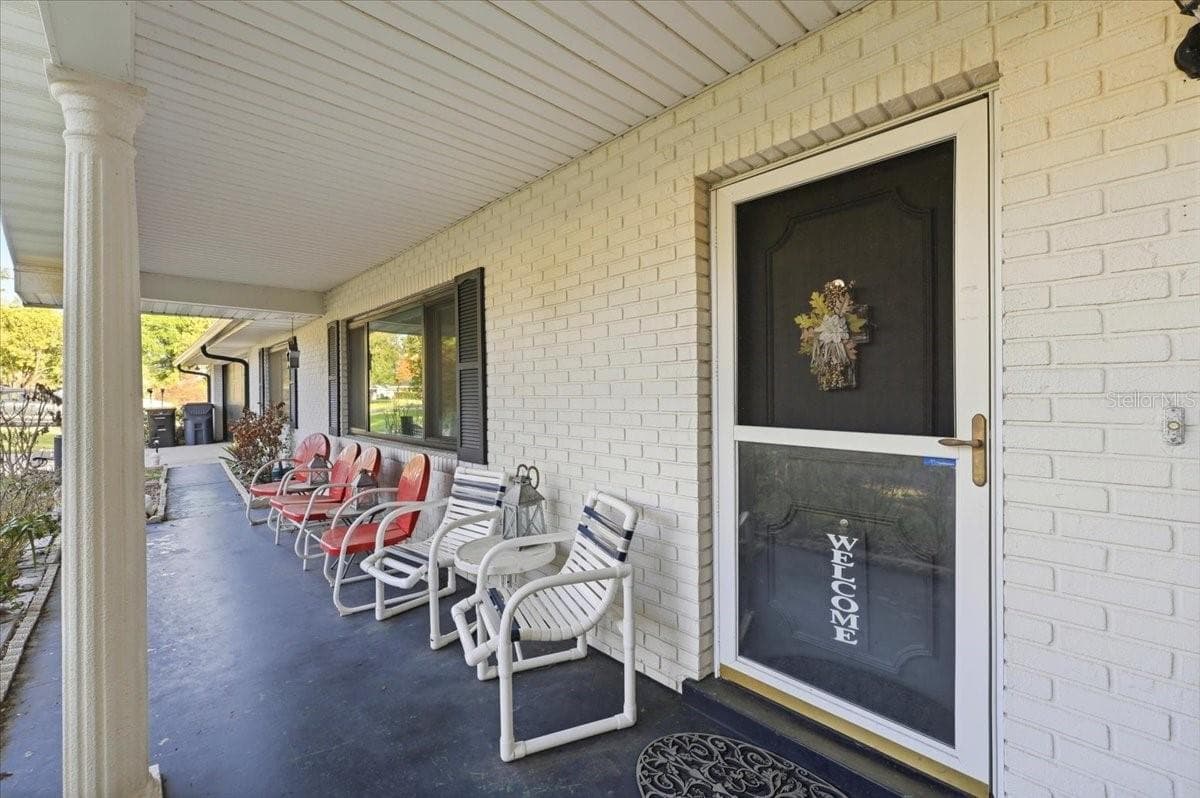 236 W Lake Ina Dr photo 5