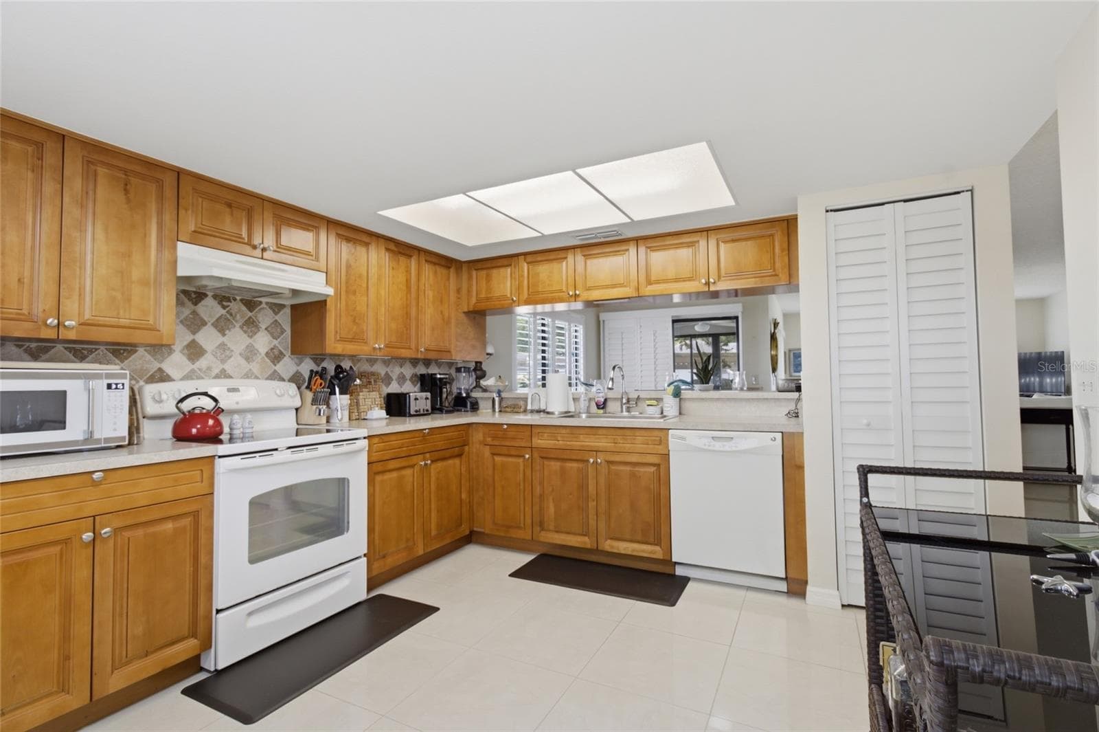2701 Countryside Blvd #101 photo 4