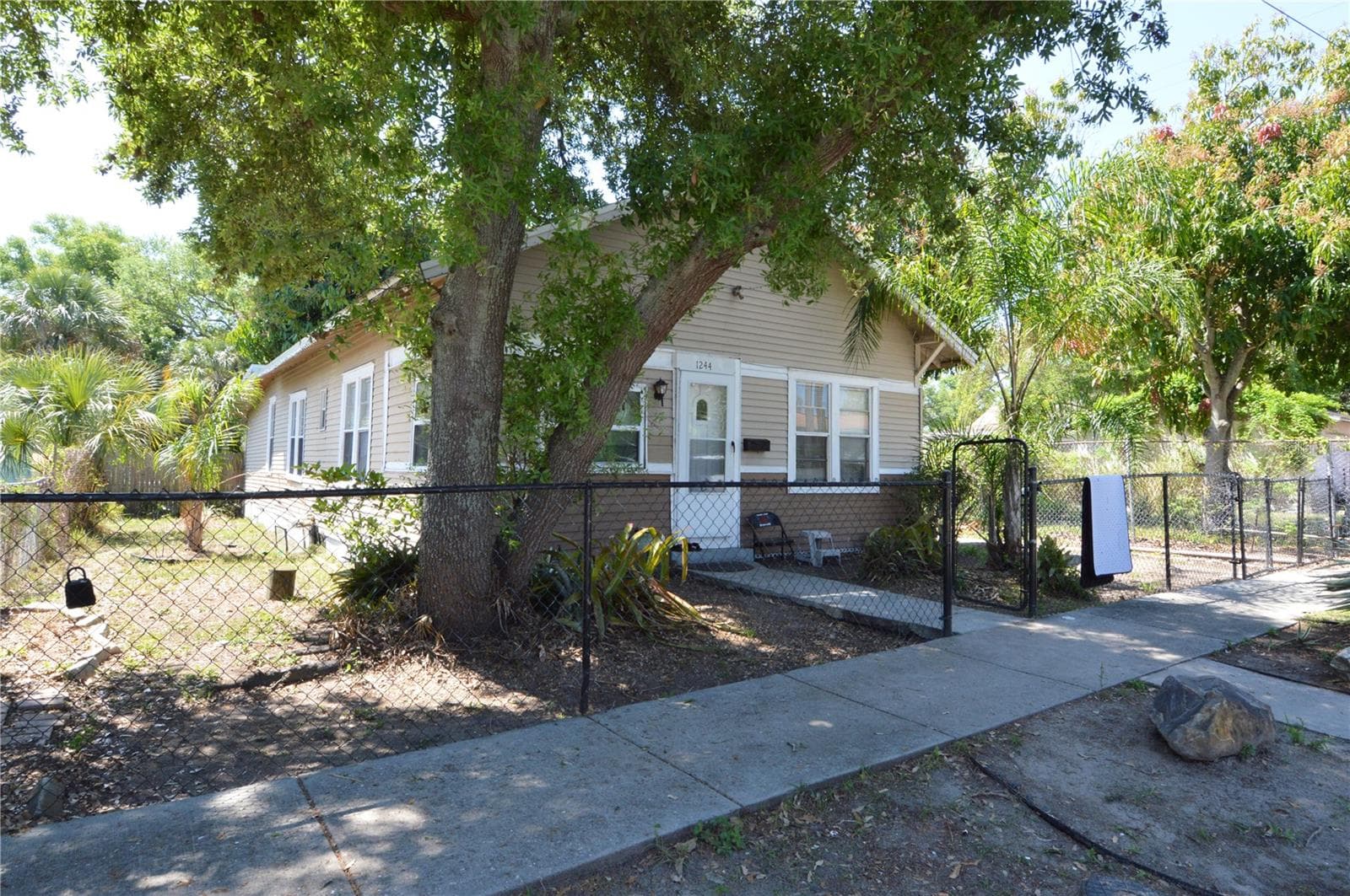 1244 20th Ave S