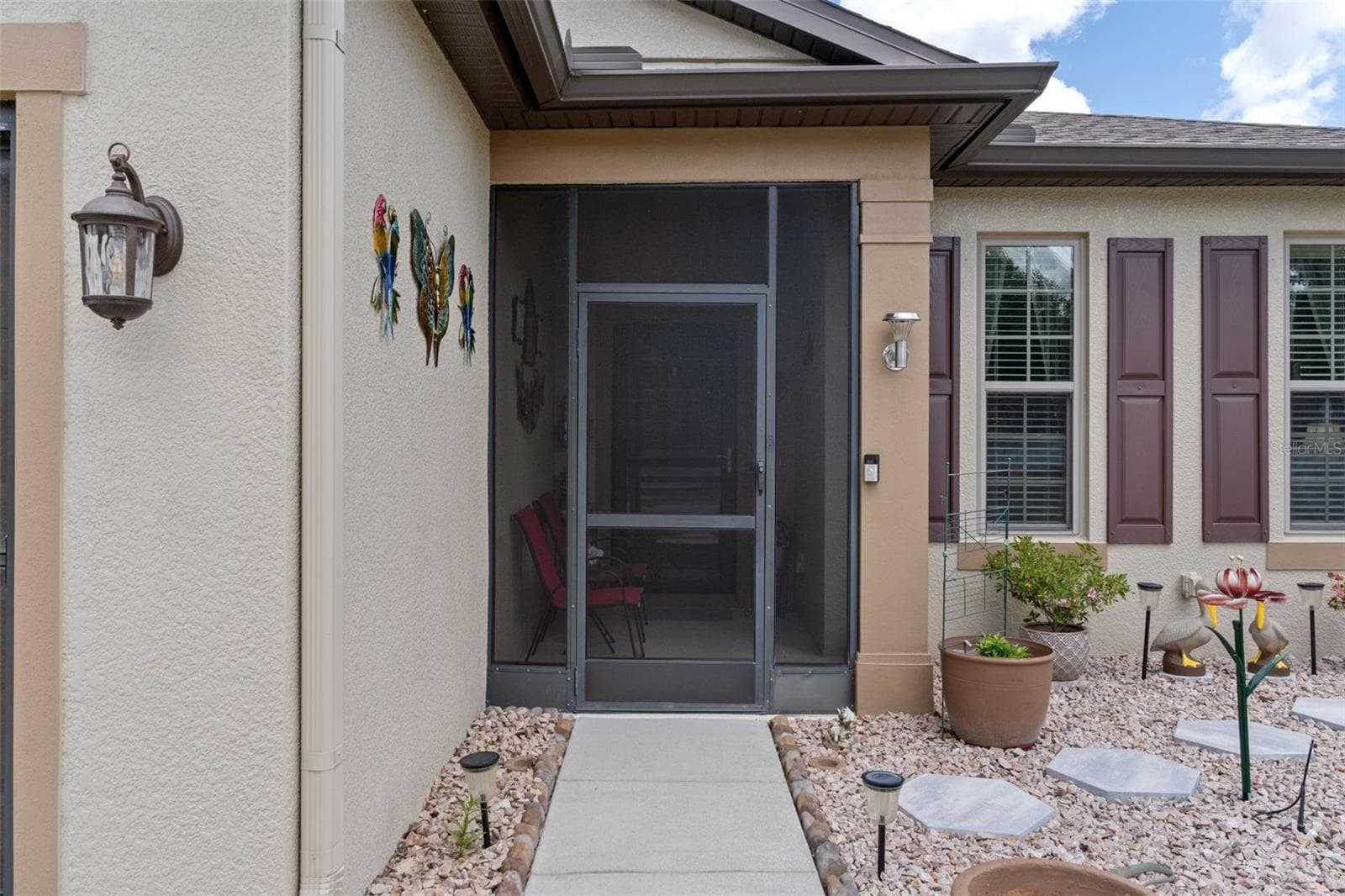 2058 Trillium Blvd photo 5