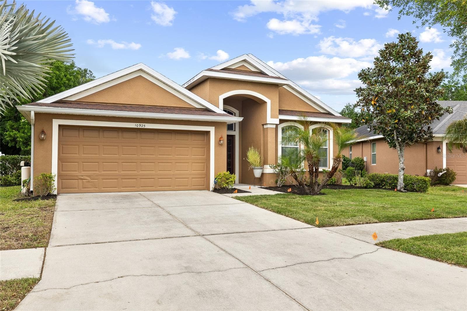 10925 Rockledge View Dr