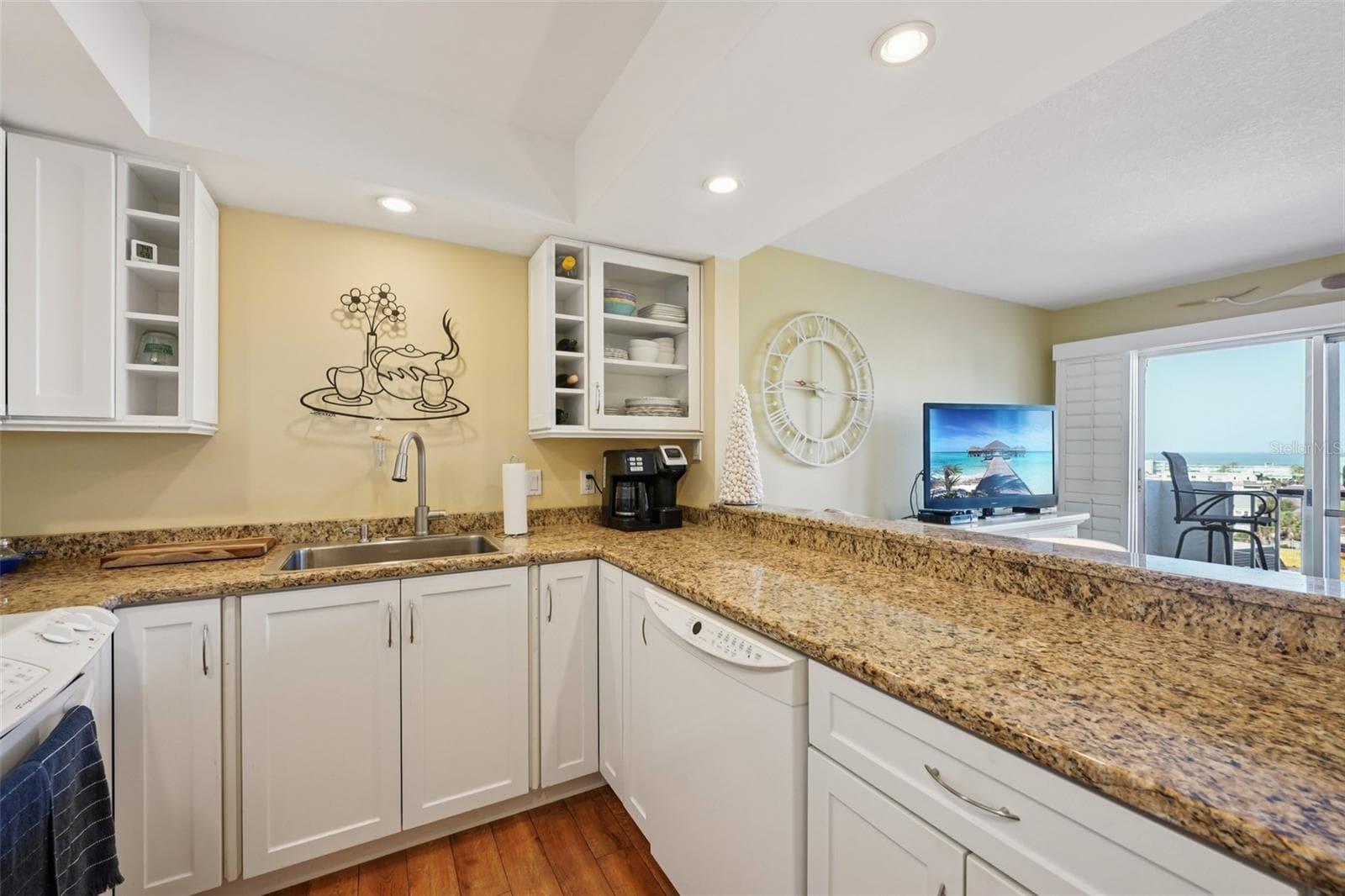 285 107th Ave #708 photo 5