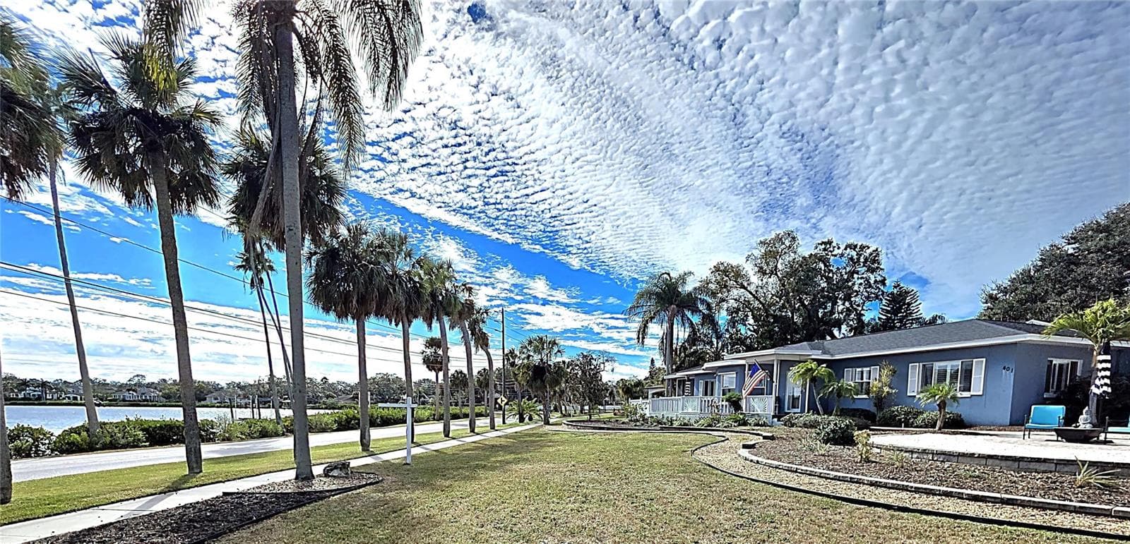 401 Whitcomb Blvd photo 4