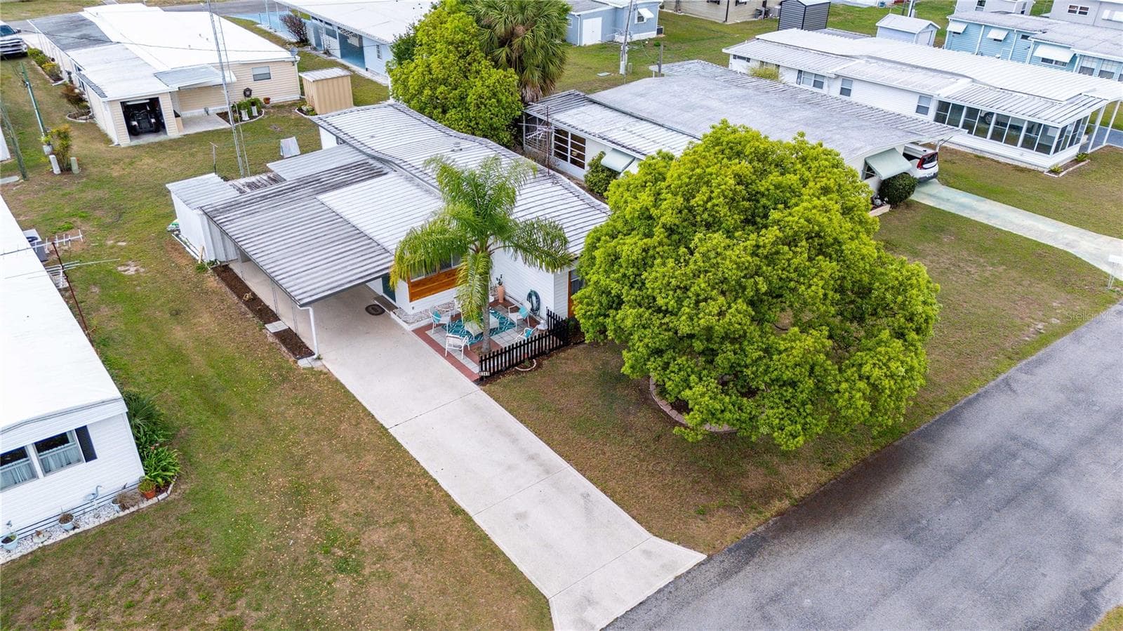 5345 Jo St photo 4