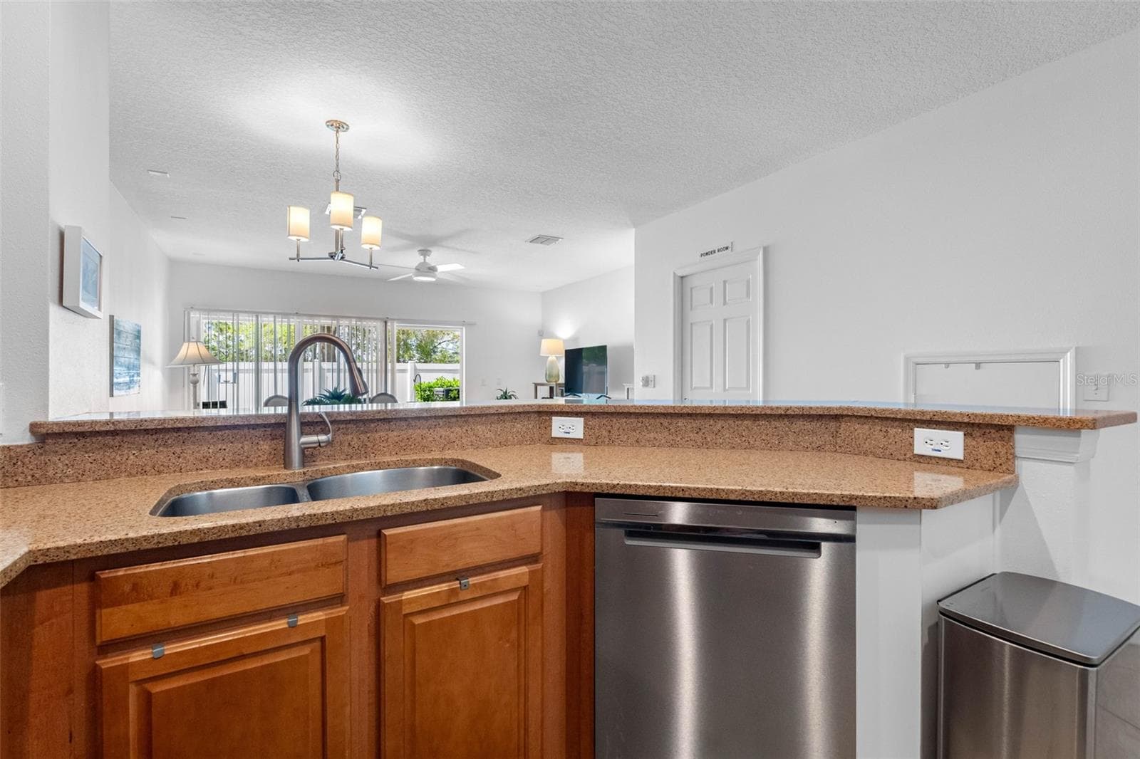 20470 Needletree Dr photo 5