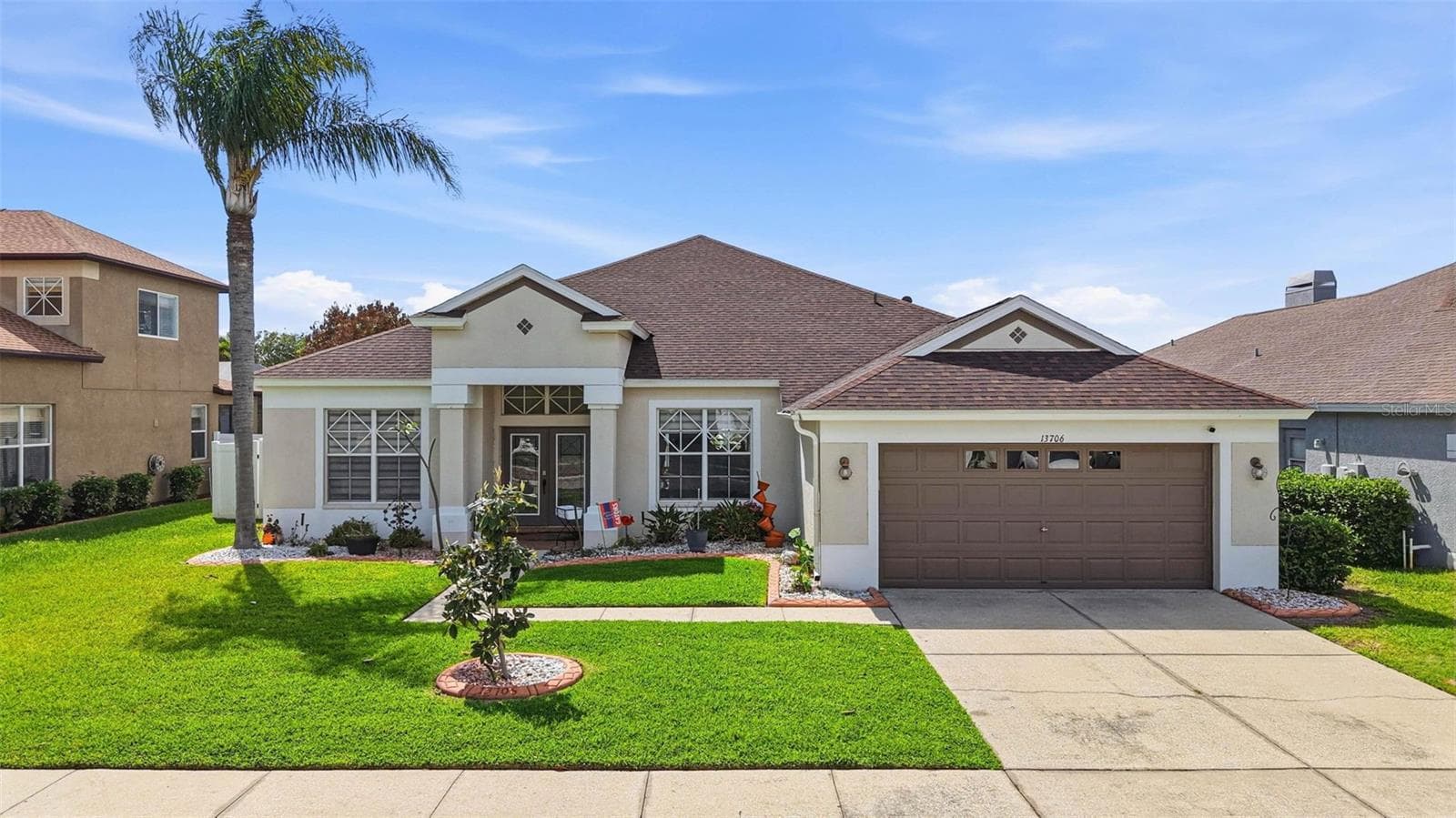 13706 Artesa Bell Dr photo 3