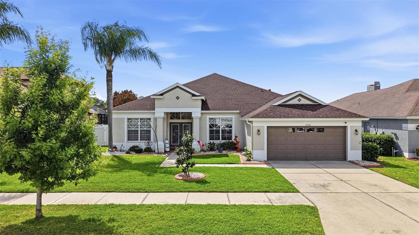13706 Artesa Bell Dr photo 5