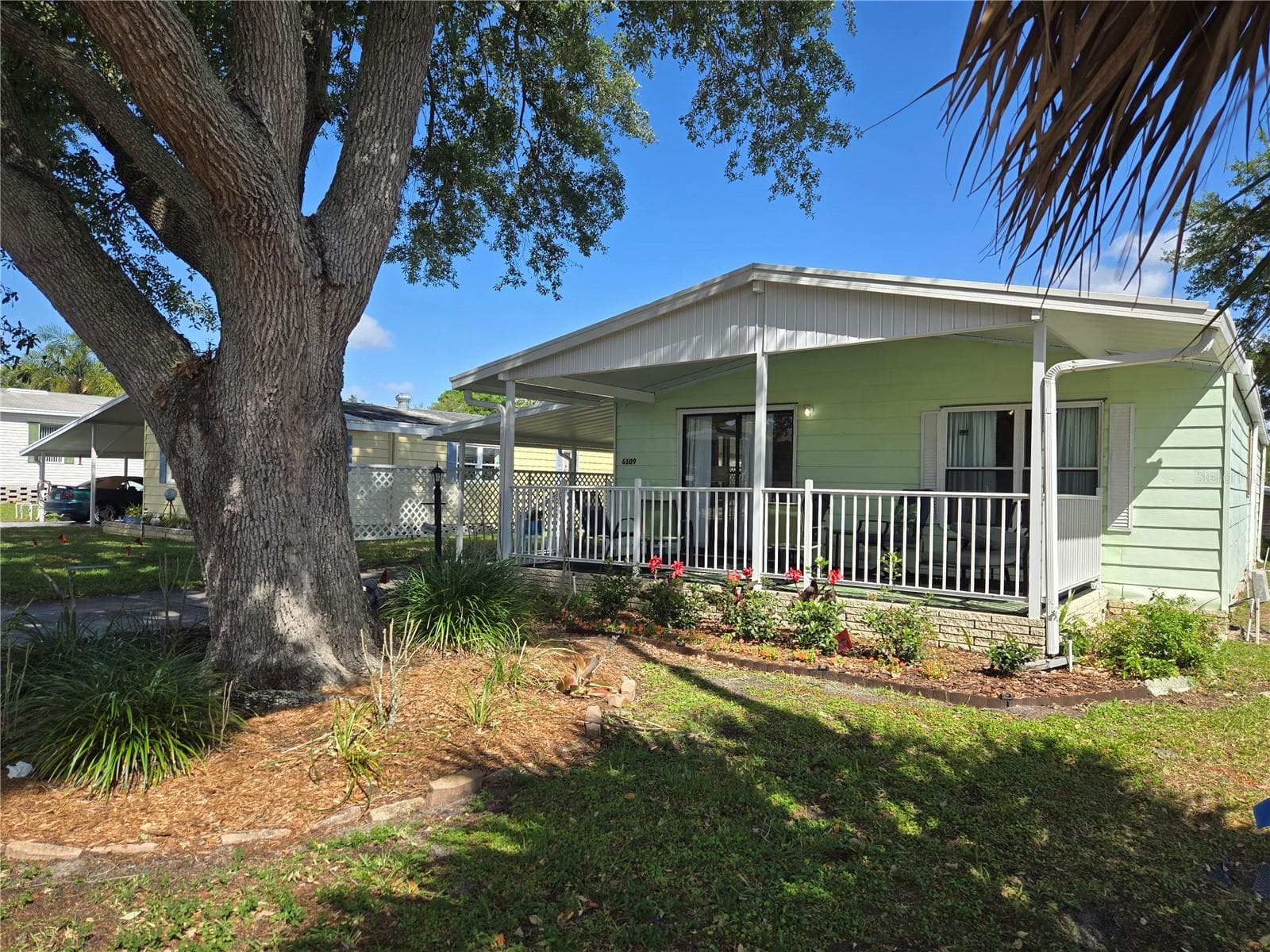 6309 Grove Pointe Dr SE photo 4