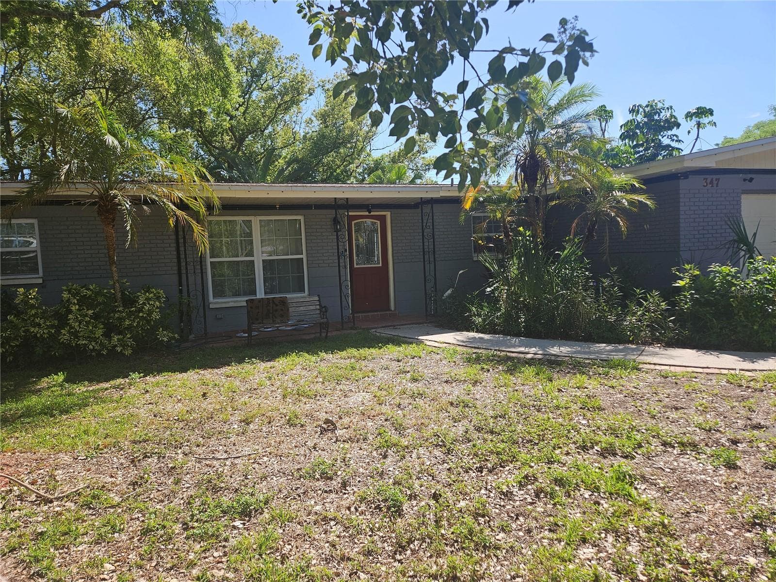 347 Country Club Dr photo 4