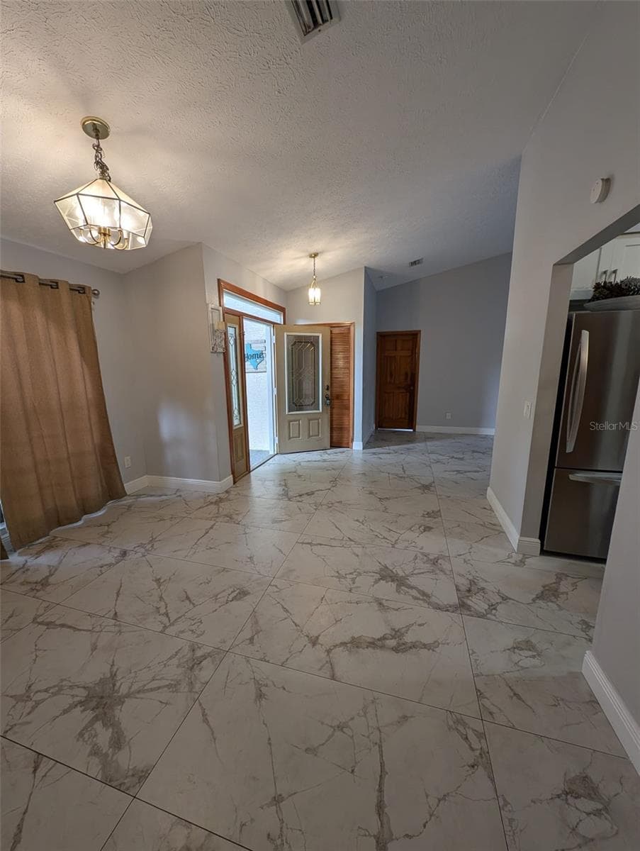 2106 Whitlock Pl photo 5