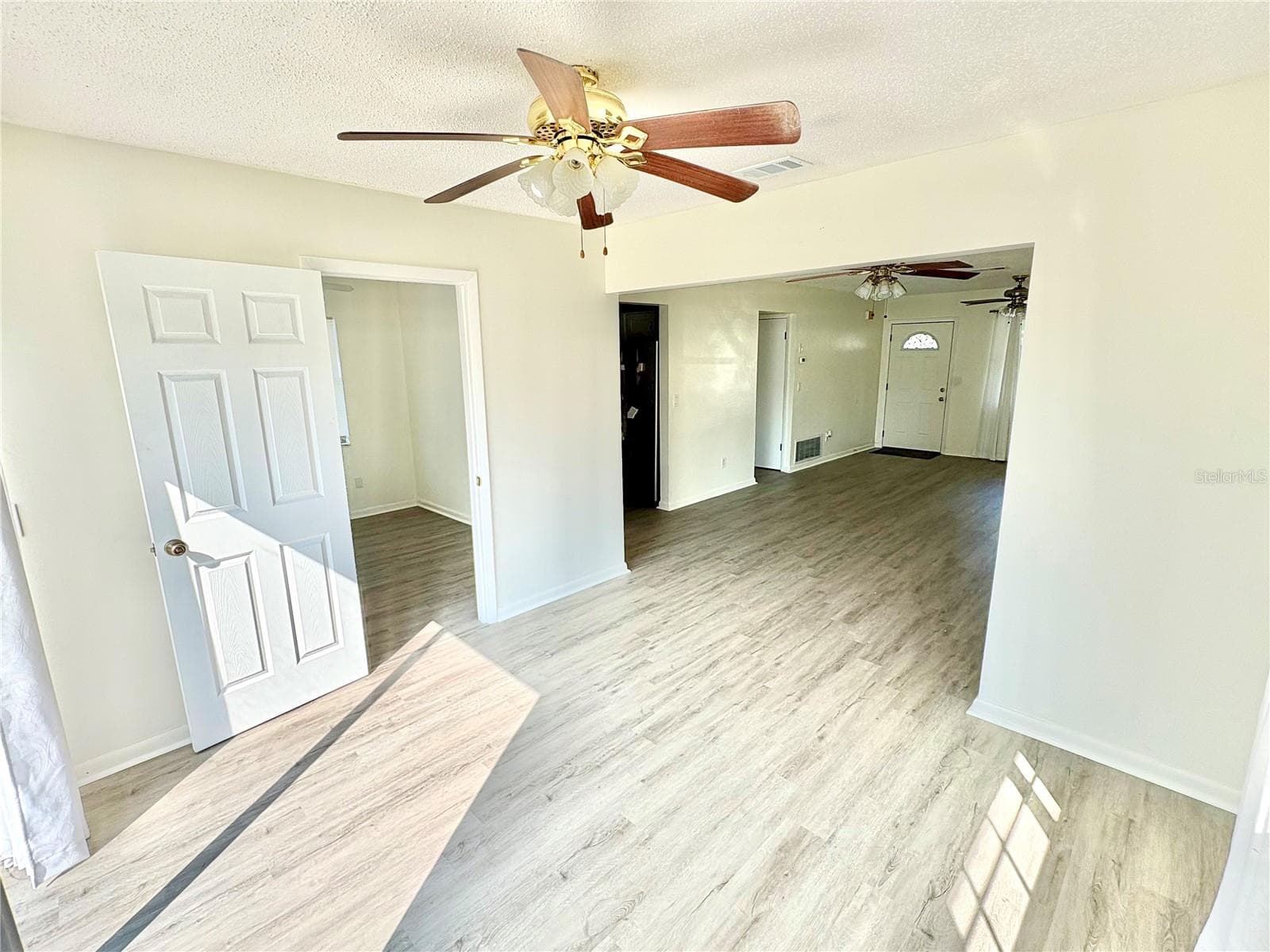 5389 Mariner Blvd photo 5