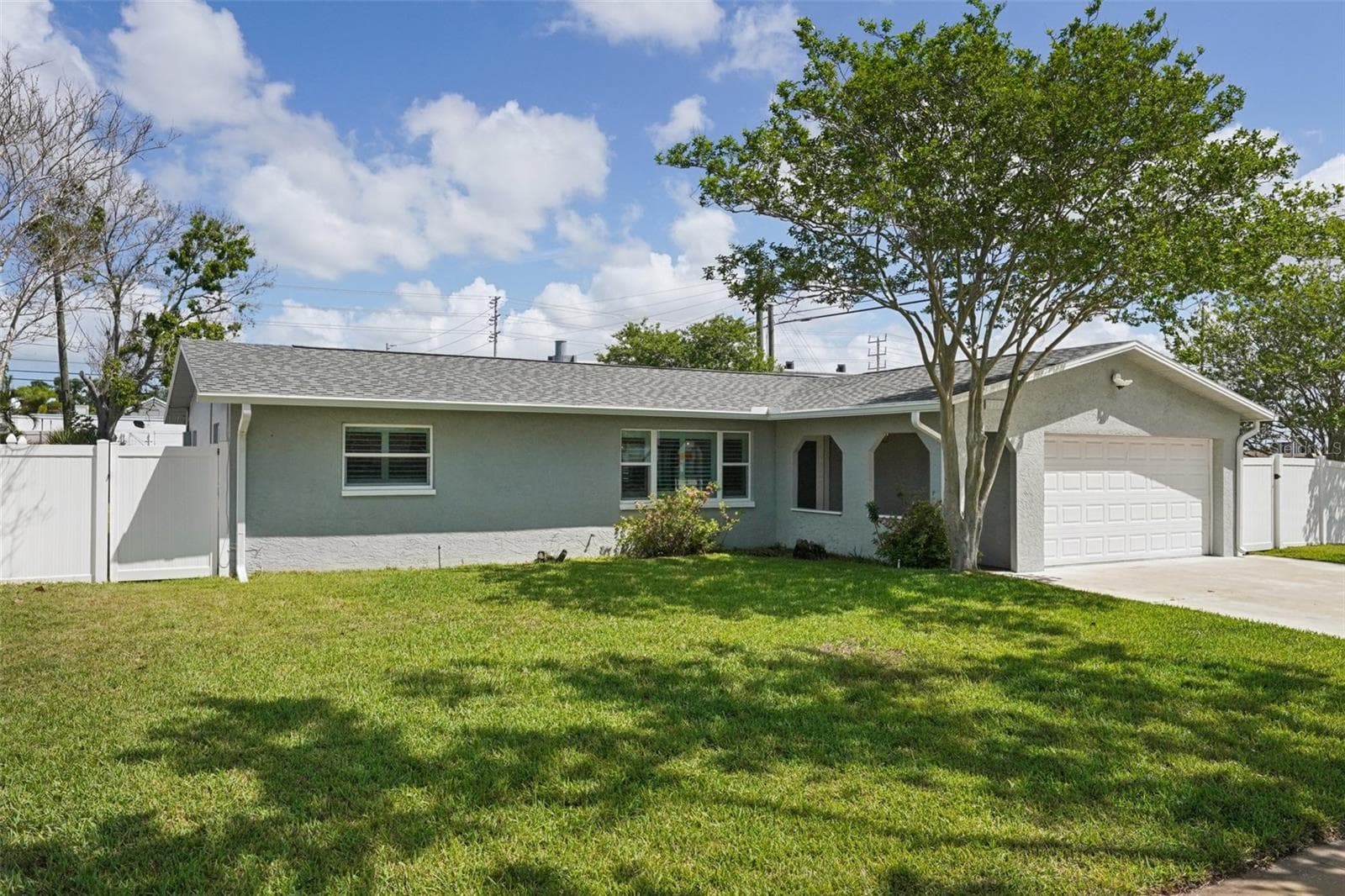 13133 Dorchester Dr