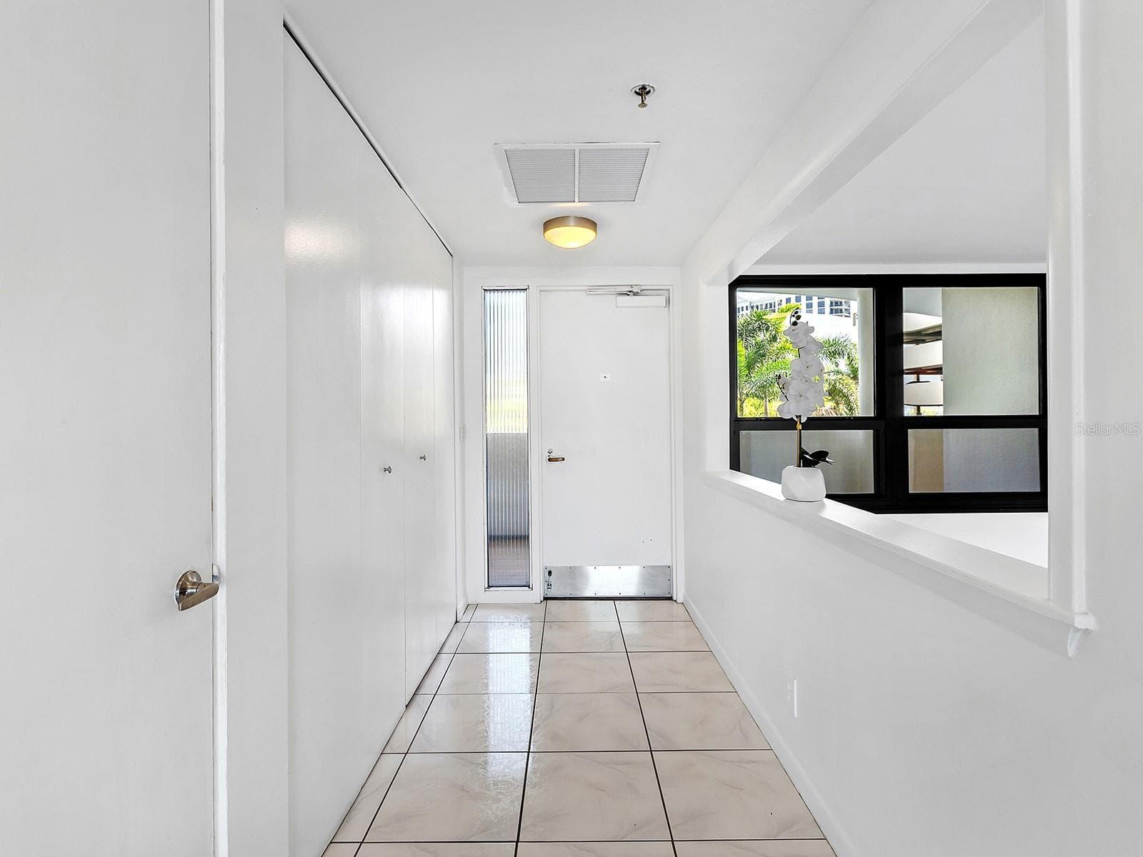 1255 N Gulfstream Ave #205 photo 5