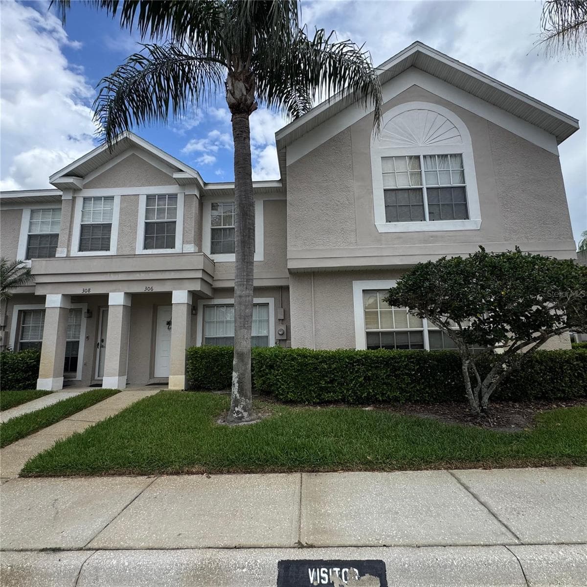 306 Kensington Lake Cir