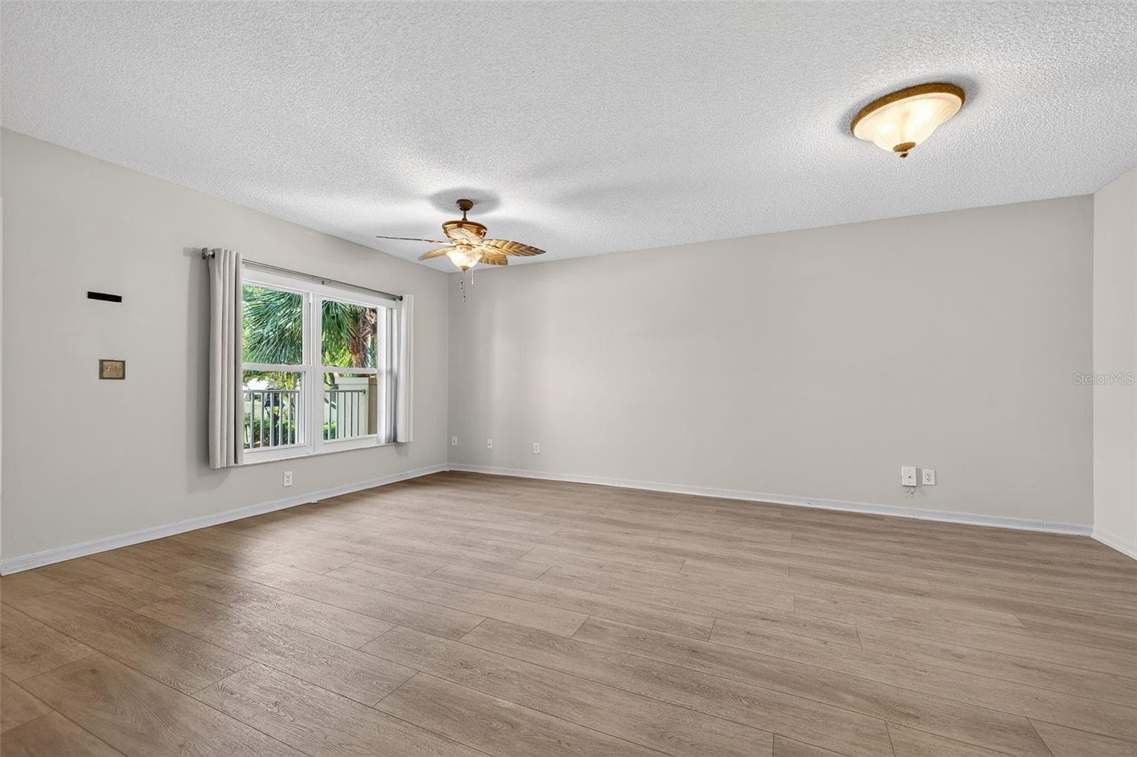 2231 Utopian Dr E #219 photo 4