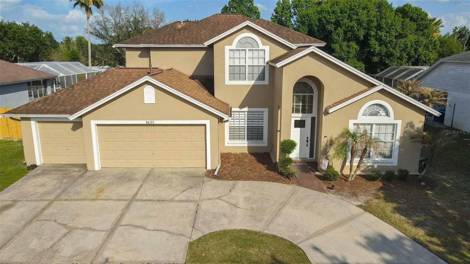 1635 Ledgestone Dr