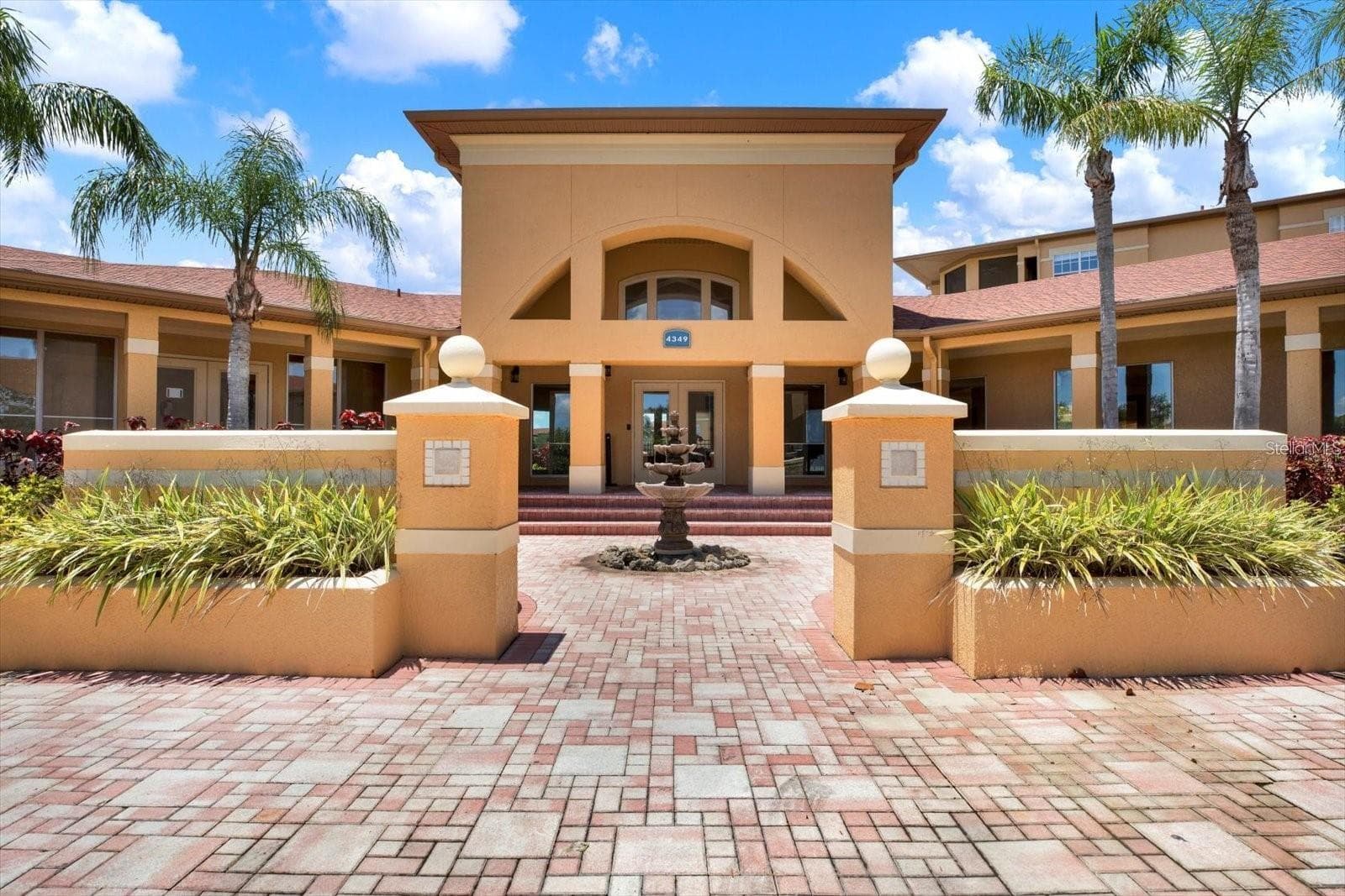 4333 Bayside Village Dr #229