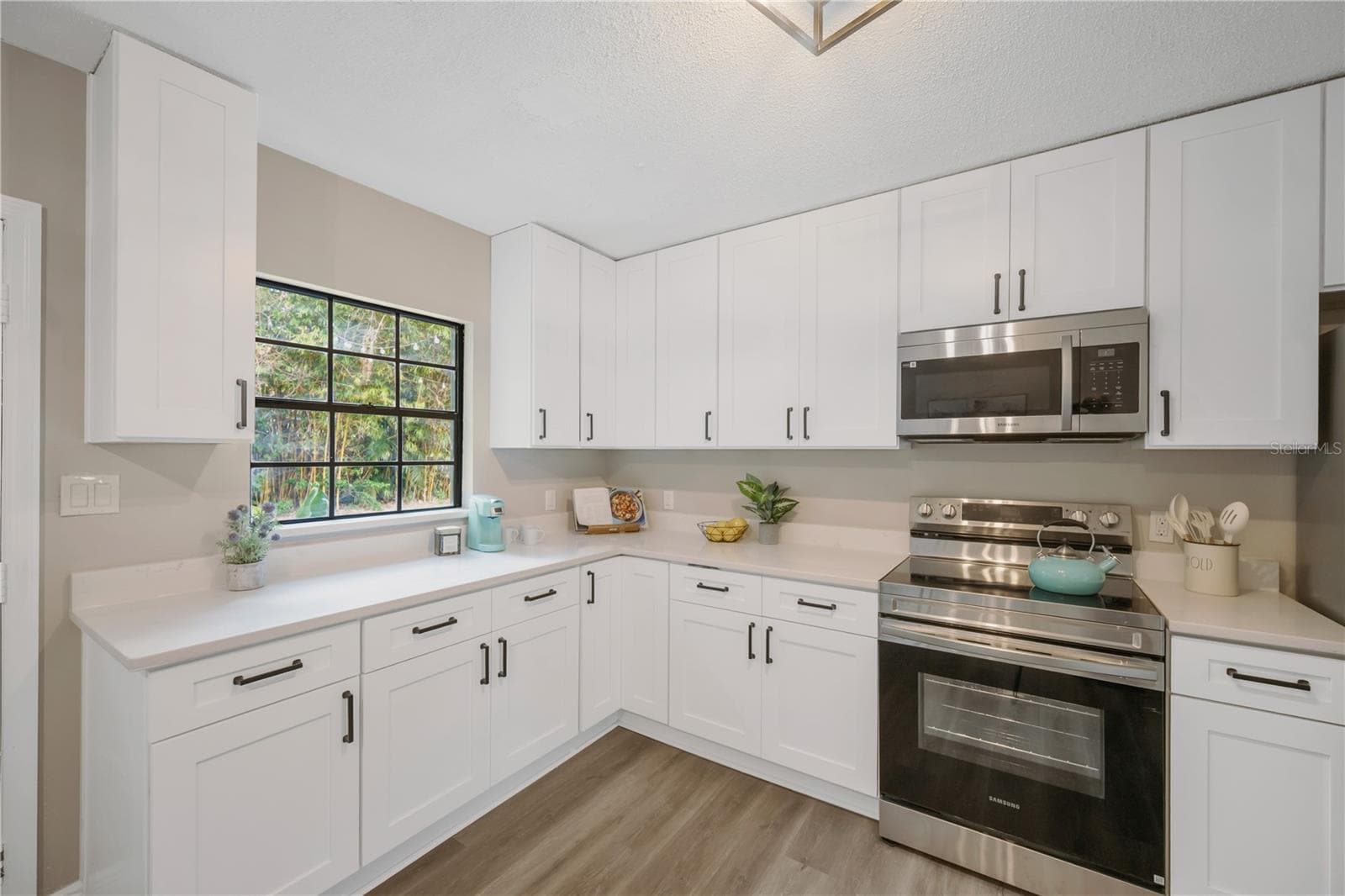 7502 Lone Star Pl photo 3