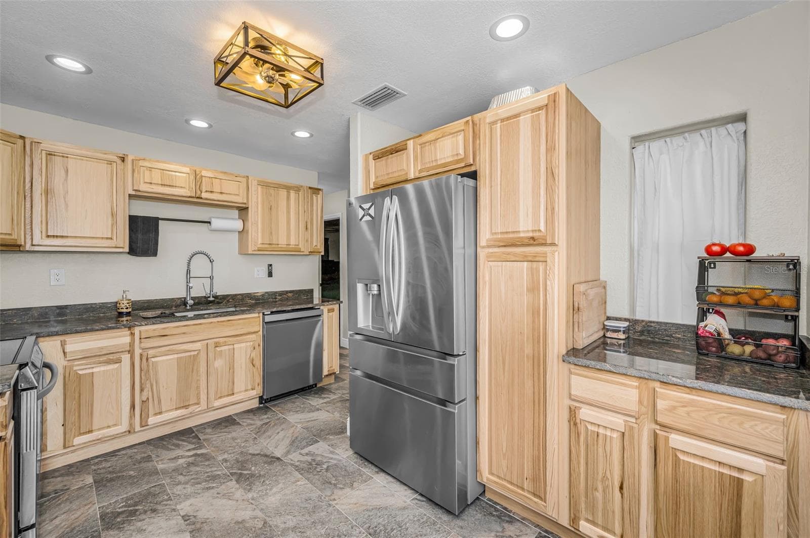 5146 Mallett Dr photo 4